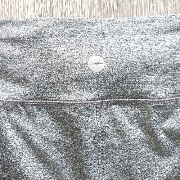 Gray and Black AVIA JOGGERS XL - Picture 4 of 7